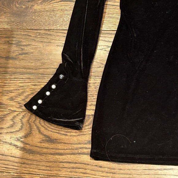 NBD Black Mariella Bodycon Velvet Dress - Picture 6 of 11